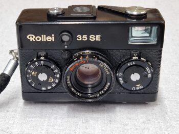 Rollei 35SE 2.8 made in Singapore